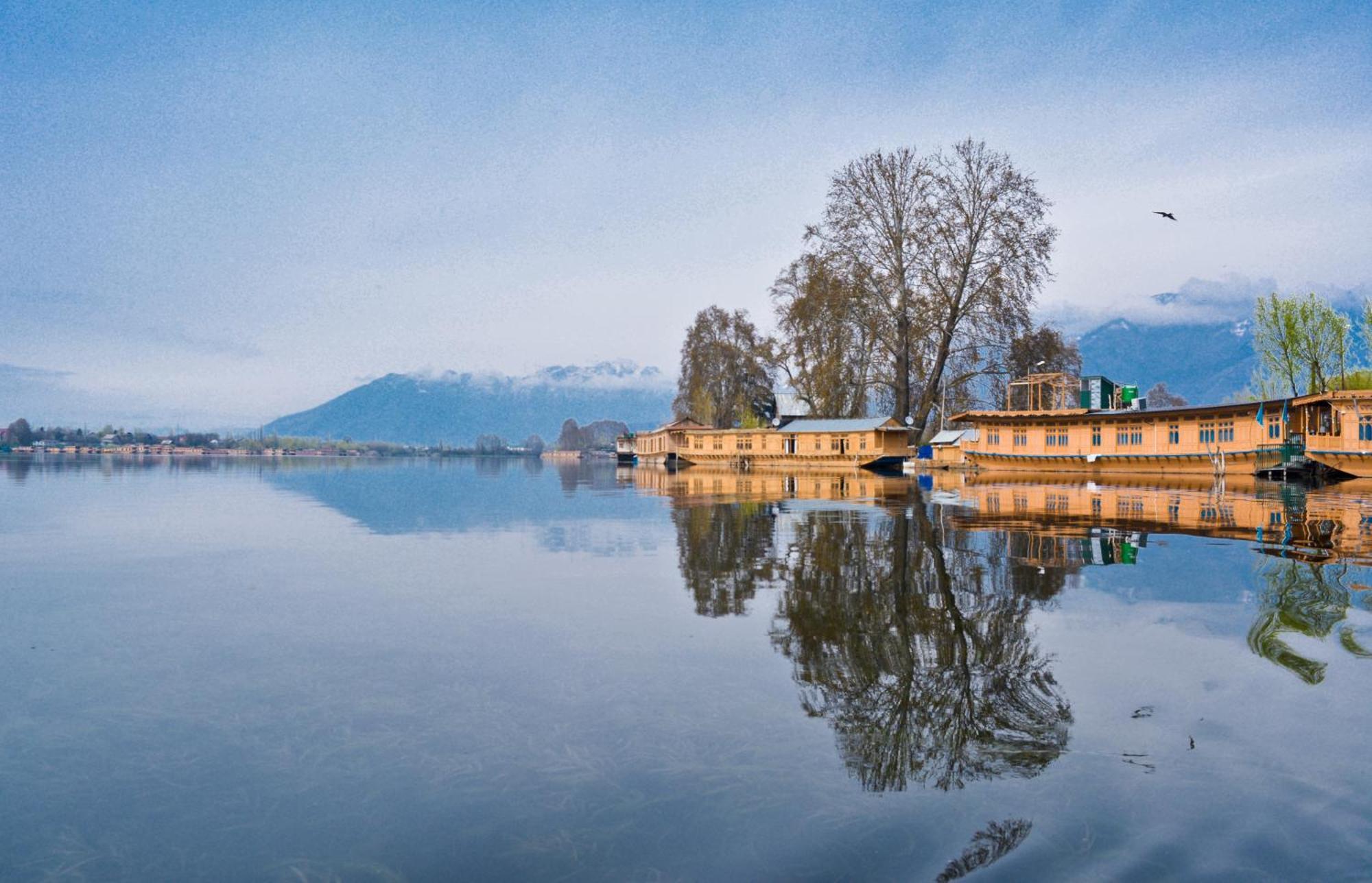 Hotel Golden Flower Heritage Houseboat Nagin Bagh Exteriér fotografie